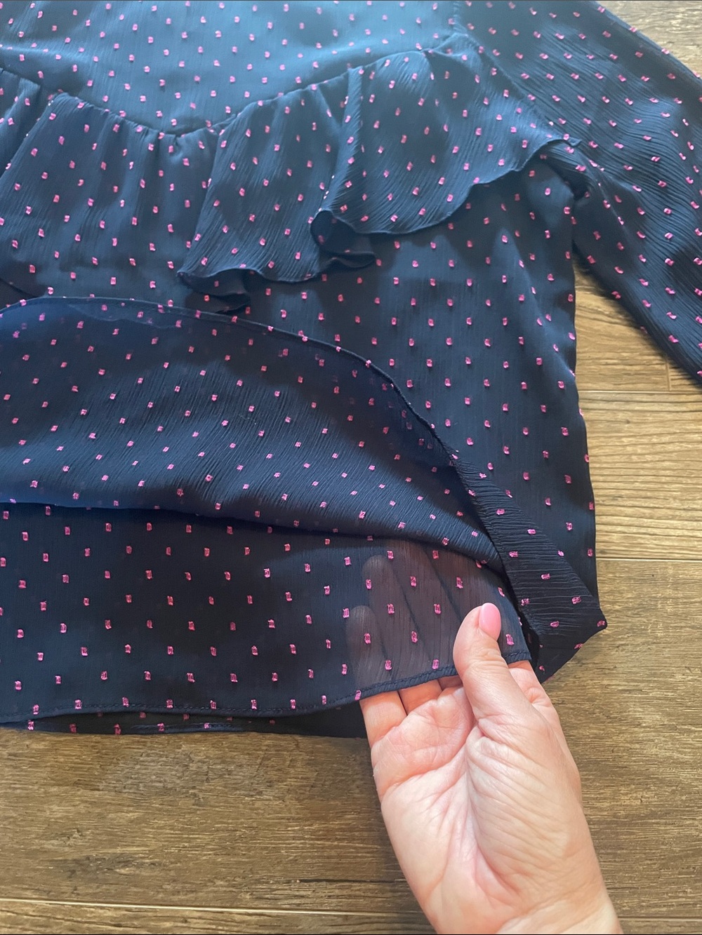 Express Navy Blouse with Pink Dots Size Small - Picture 7 of 10